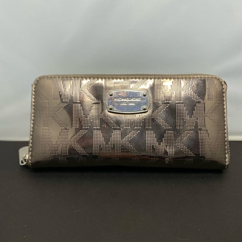 MK wallet